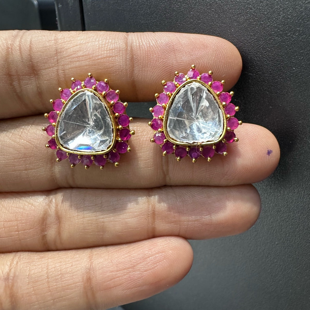 Earring Eartops 206 MOZONITE RUBY