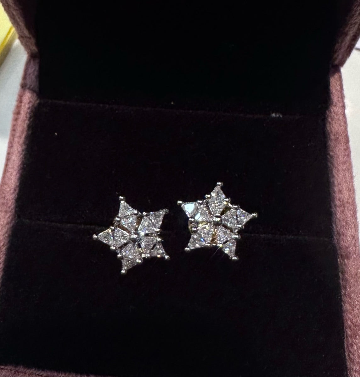 Earring ER090 DIAMOND  WHITE