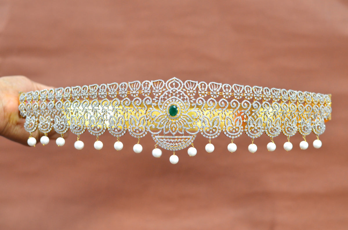 VADDANAM WB062 DIAMOND  EMERALD