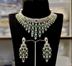 NECKLACE necklace 153 DIAMOND EMERALD