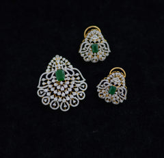 PENDANT SET / LOCKETS Pendant set 266 DIAMOND EMERALD