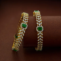BRACELET/BANGLE Bangles 032 EMERALD 2'6