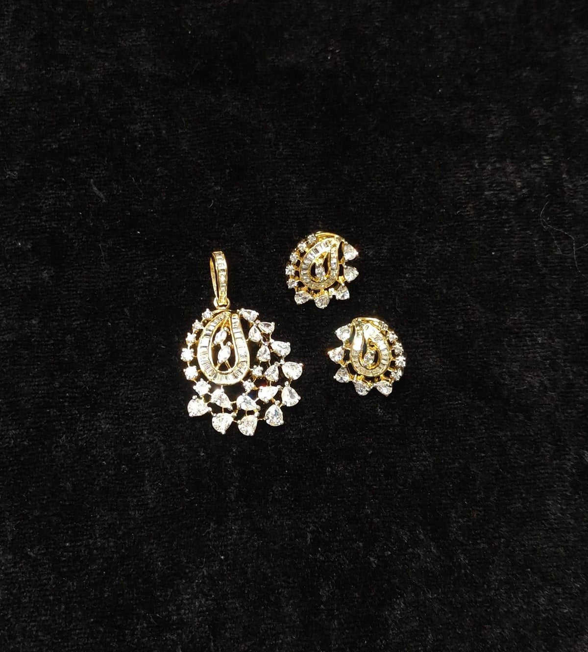 PENDANT SET / LOCKETS pendant set 263 DIAMOND DUAL PLATING DIAMOND LOOK