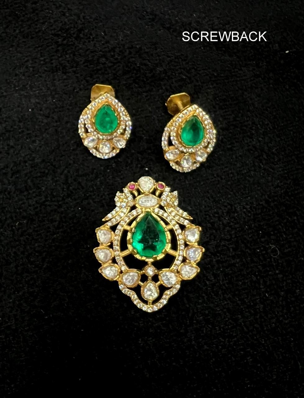 PENDANT SET / LOCKETS Pendant set 248 MOZONITE MINT GREEN