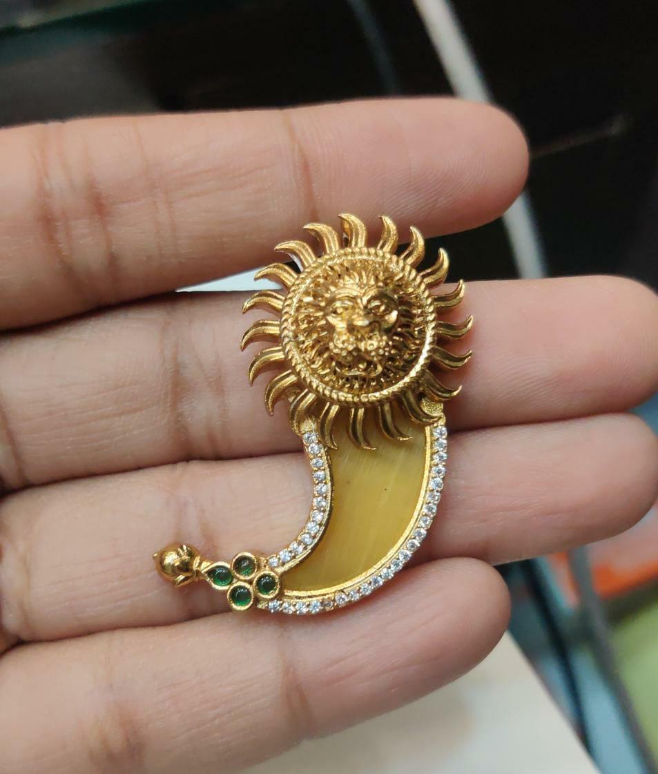 PENDANT SET CHAINS pENDANT 142 NAKSHI ANTQIUE EMERALD
