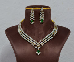NECKLACE nk215 DIAMOND  EMERALD