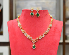 NECKLACE Necklace 225 DIAMOND EMERALD