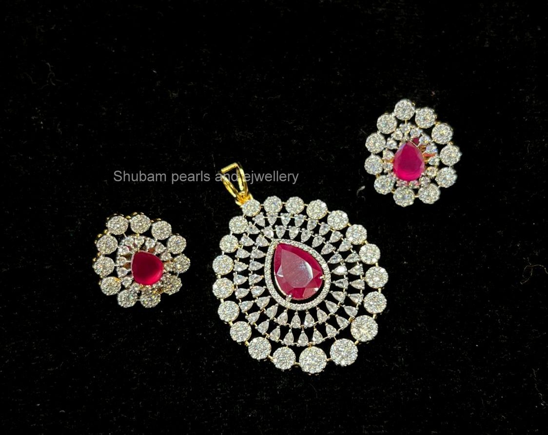 PENDANT SET CHAINS Pendant set 159 DIAMOND RUBY