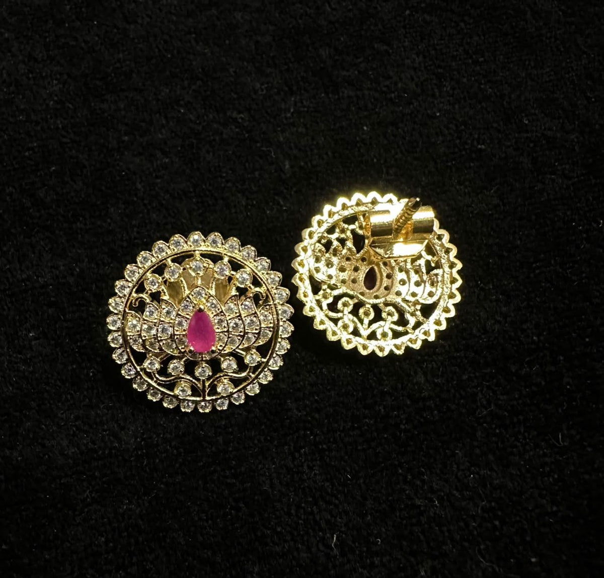 STUDS EARTOPS STUDS 043 GOLDEN RUBY