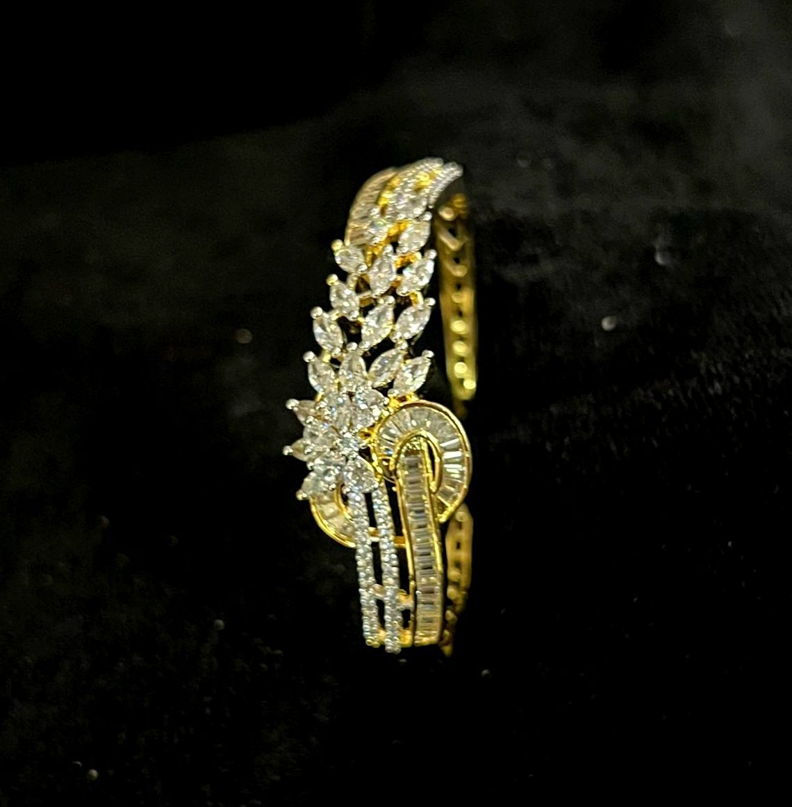 BRACELET/BANGLE bracelet 016 DUAL PLATING DIAMOND LOOK Openable