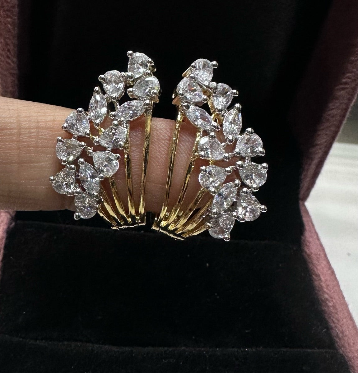 Earring Earrings 283 DIAMOND DUAL PLATING DIAMOND LOOK