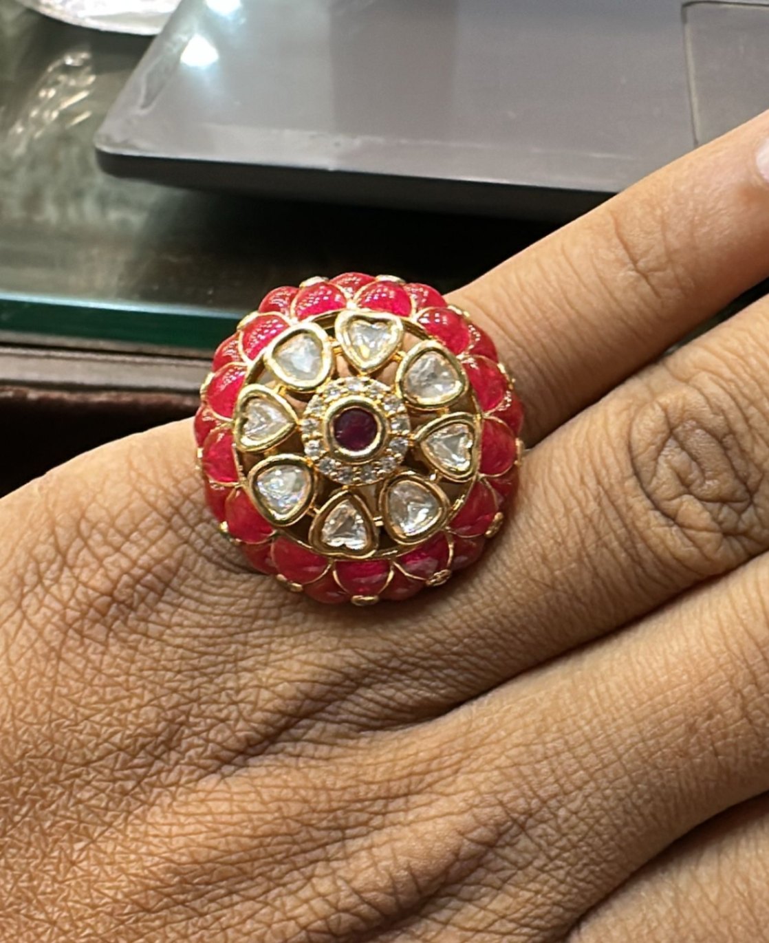 FINGERRING Finger ring 36 meena MOZONITE RUBY