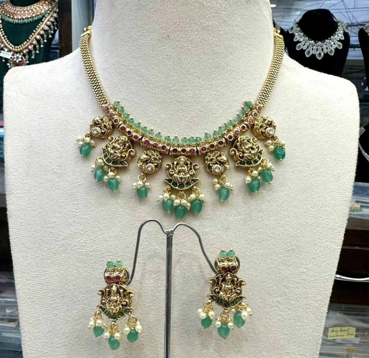 GUTTAPUSAL guttapusalu 025 Mini- GUU025 EMERALD SHORT