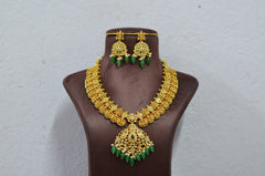 NECKLACE Necklace 940 SHORT NAKSHI AD STONE WHITE AND EMERALD