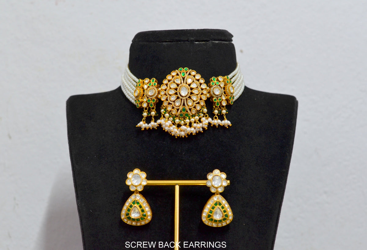 JADAU Choker 017 Jadau With Mozonite EMERALD AND WHITE