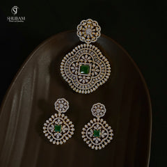 PENDANT SET CHAINS pendant set 196 DIAMOND EMERALD