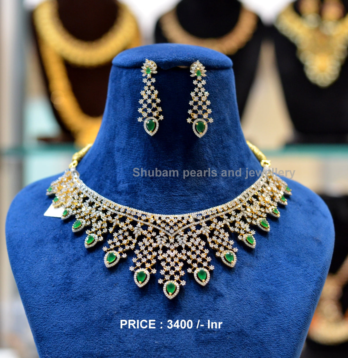 NECKLACE GJ NECKLACE 430 DIAMOND  EMERALD