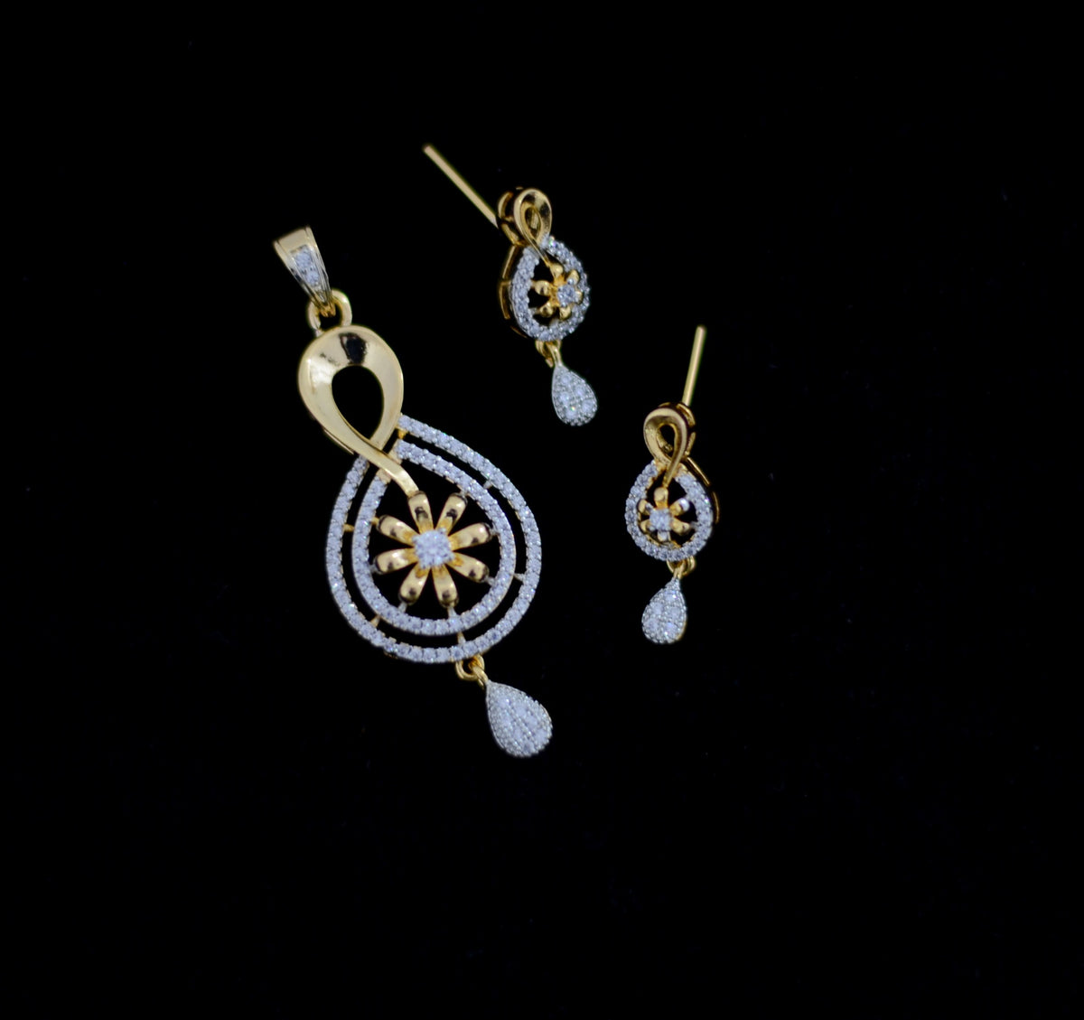 PENDANT SET / LOCKETS pendant set 267 DIAMOND DUAL PLATING DIAMOND LOOK