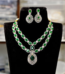 NECKLACE Necklace 152 DIAMOND EMERALD
