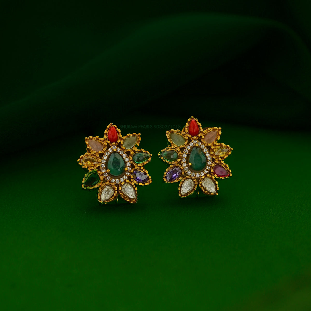 STUDS EARTOPS NAVRATNA EARTOPS 038 Navratna medium