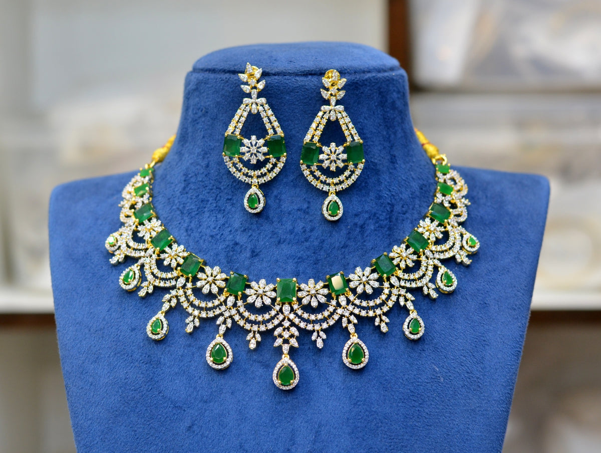NECKLACE necklace 756 DIAMOND EMERALD