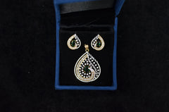PENDANT SET / LOCKETS Pendant set 225 DIAMOND EMERALD