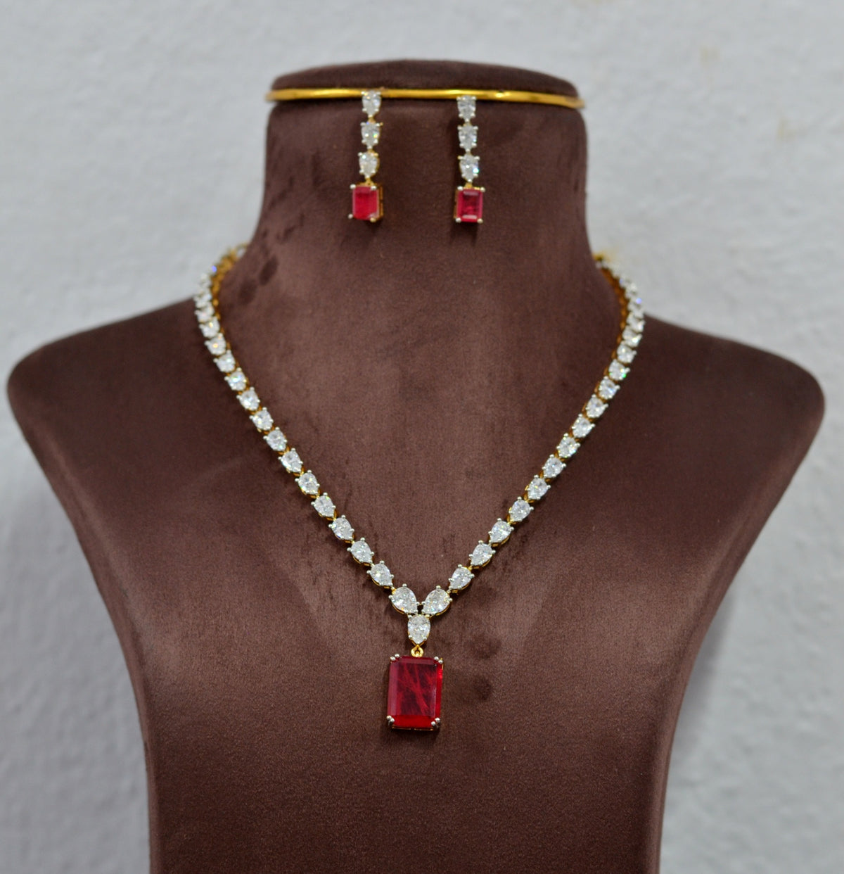 NECKLACE NK053 DIAMOND  RUBY