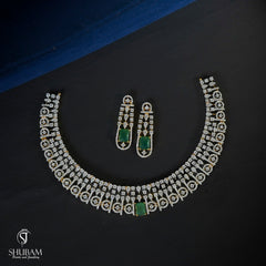 NECKLACE necklace 081 DIAMOND EMERALD
