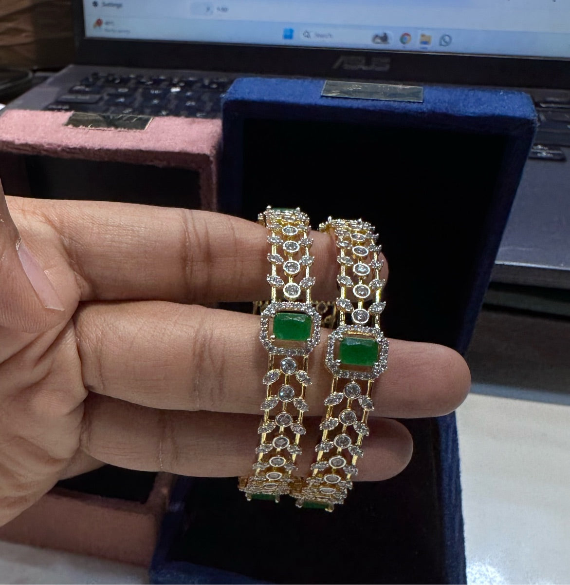 BRACELET/BANGLE Bangles 032 EMERALD 2'8