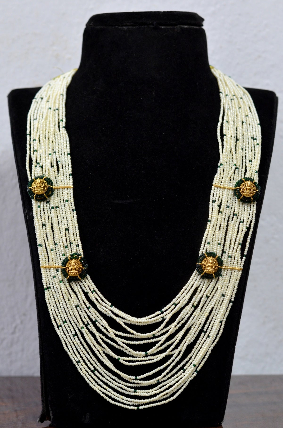 BEADS MALA AND CHAINS Laxmi with Poth EMERALD AND PEARLS 11-12 INCH