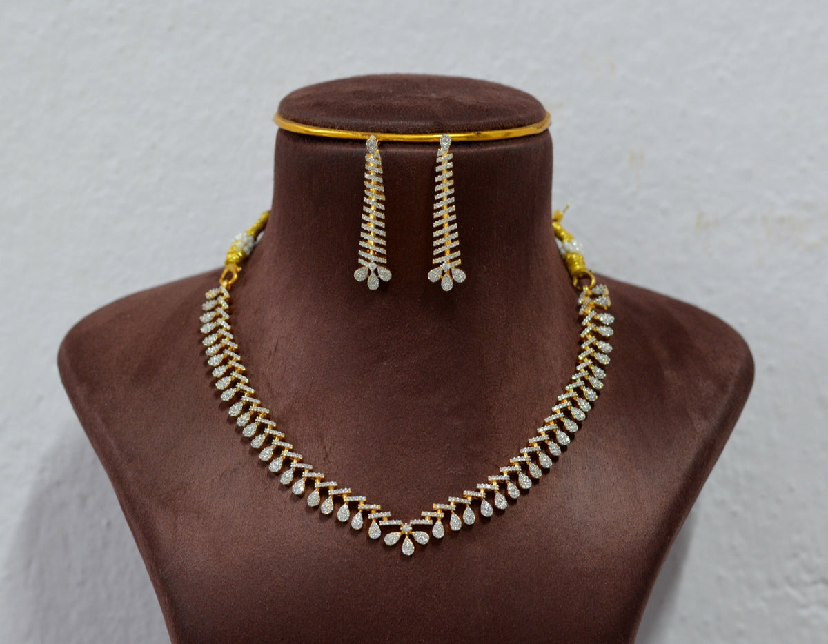 NECKLACE necklace 919 DIAMOND DUAL PLATING DIAMOND LOOK