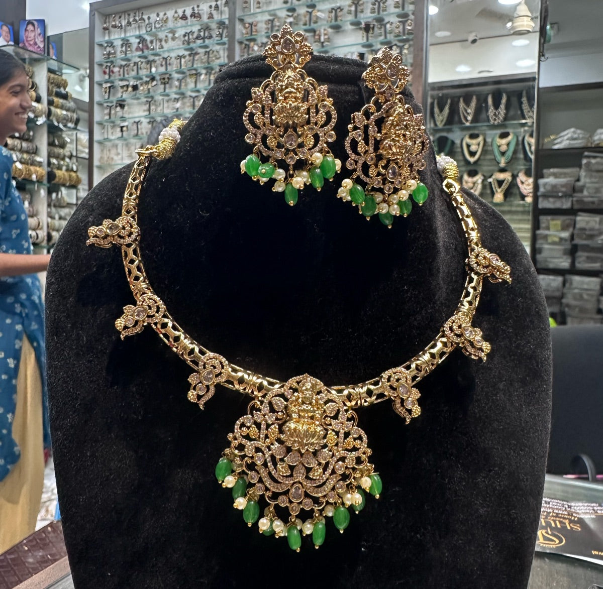 NECKLACE Necklace 746 NAKSHI AD STONE EMERALD