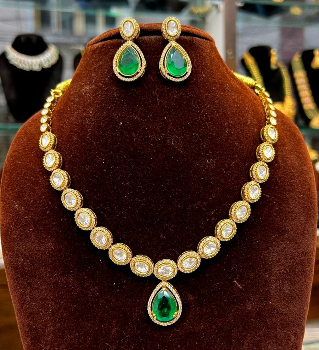 NECKLACE Necklace 824 MOISSANITE EMERALD
