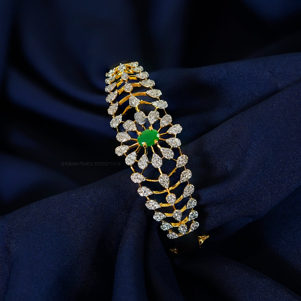 BRACELET/BANGLE bracelet 048 EMERALD Openable