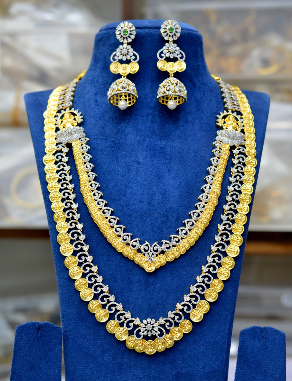 NECKLACE Diamond kasulu  DIAMOND EMERALD