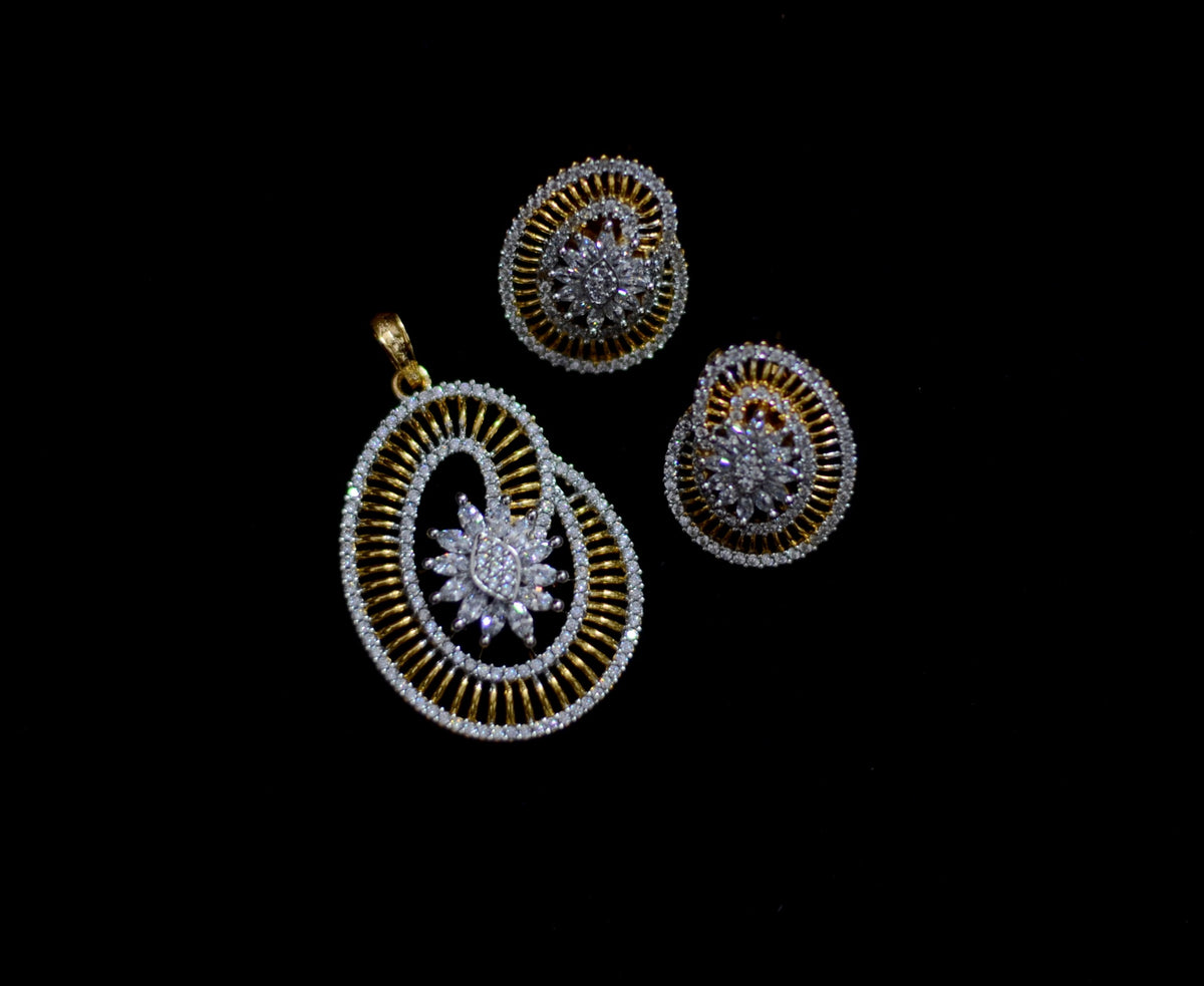 PENDANT SET / LOCKETS PENDANT 108 DIAMOND WHITE