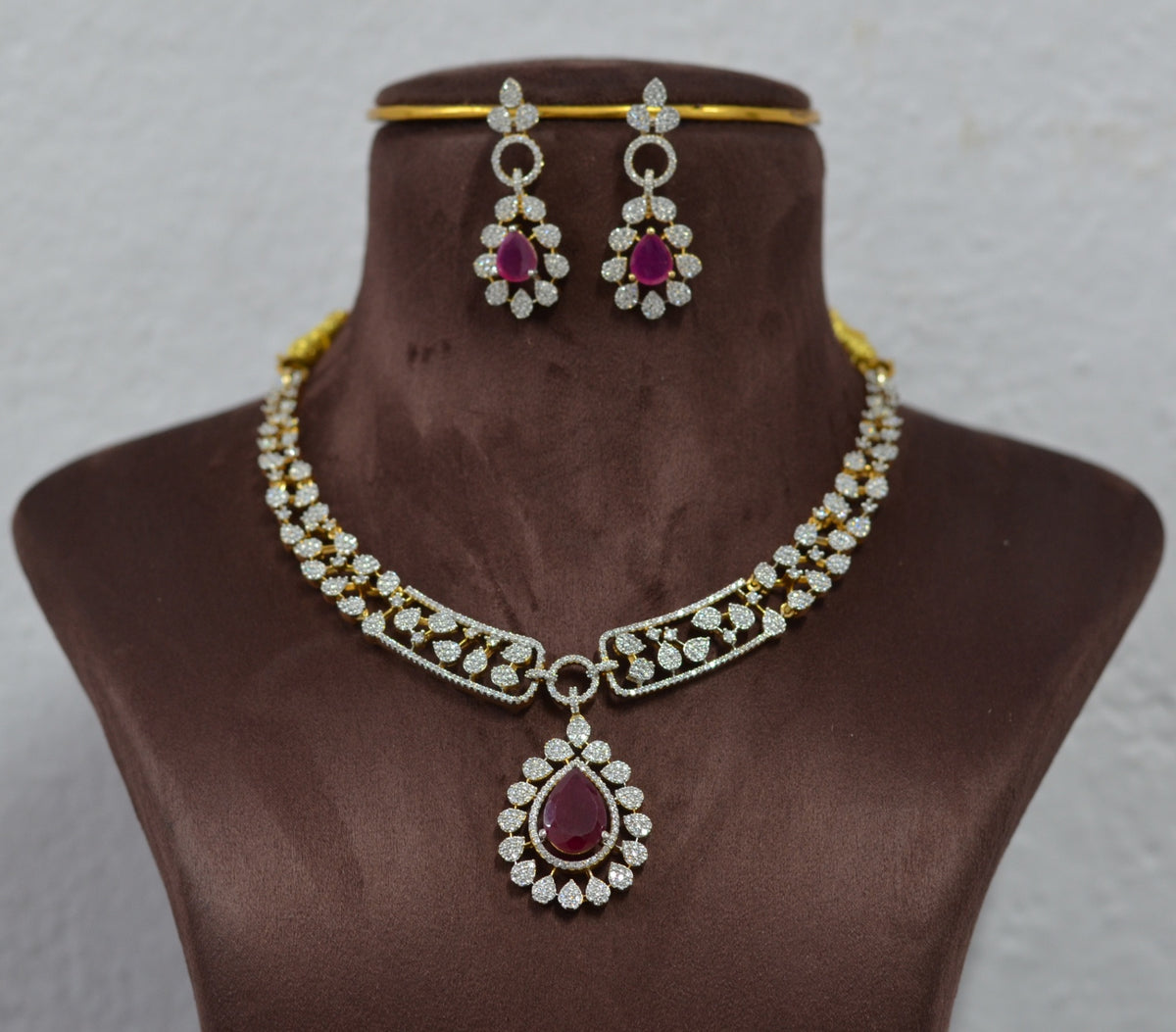 NECKLACE Nk095 DIAMOND  RUBY