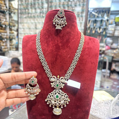 NECKLACE Nk175 VICKTORIAN  EMERALD