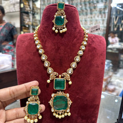 NECKLACE Necklace 564 MOZONITE EMERALD