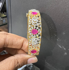 BRACELET/BANGLE Bangle 015 RUBY 2'4