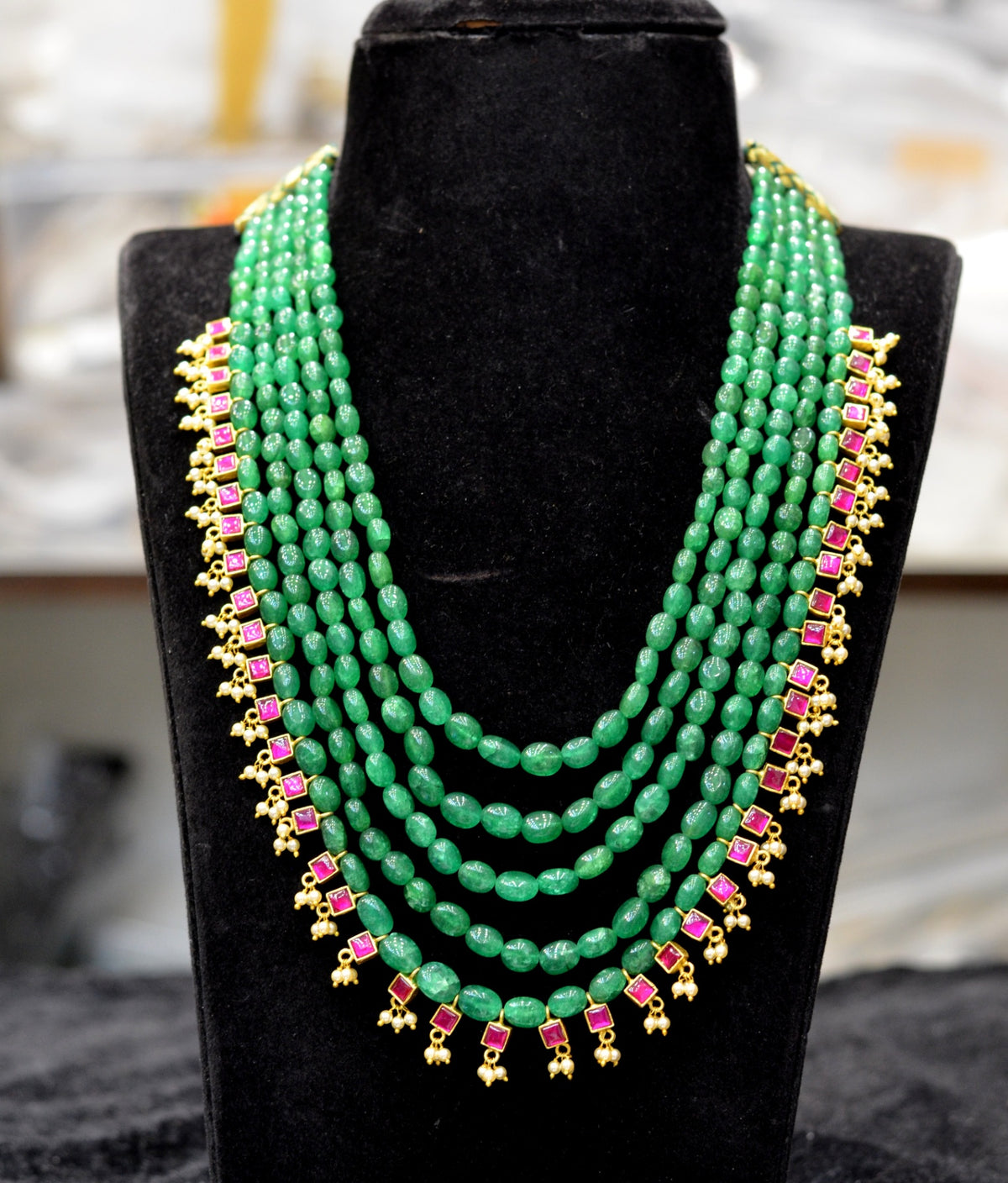 JADAU Necklace 086 JADAU EMERALD