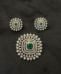 PENDANT SET CHAINS pendant set 221 DIAMOND EMERALD
