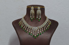 NECKLACE Necklace 685 DIAMOND EMERALD