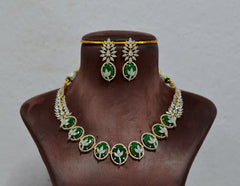 NECKLACE Necklace 968 DIAMOND EMERALD