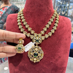 NECKLACE nk058 VICKTORIAN  EMERALD