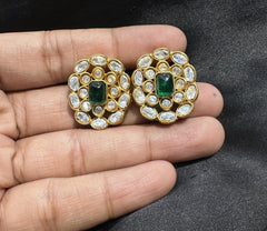 Earring Eartops 208 MOISSANITE EMERALD