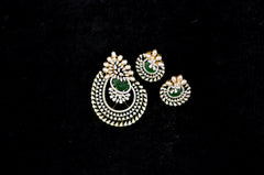 PENDANT SET / LOCKETS pendant set 240 DIAMOND EMERALD