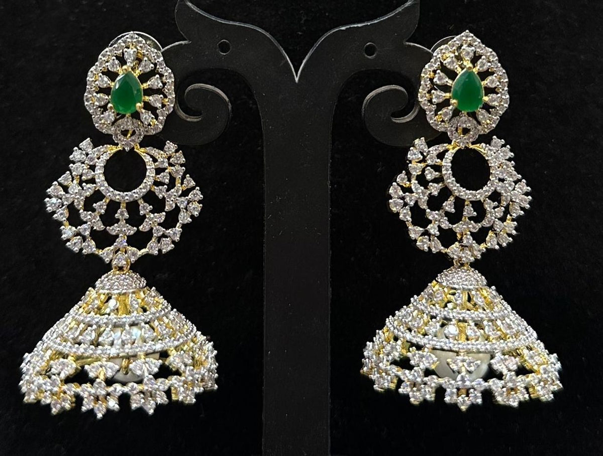 Earring ER015 DIAMOND  EMERALD
