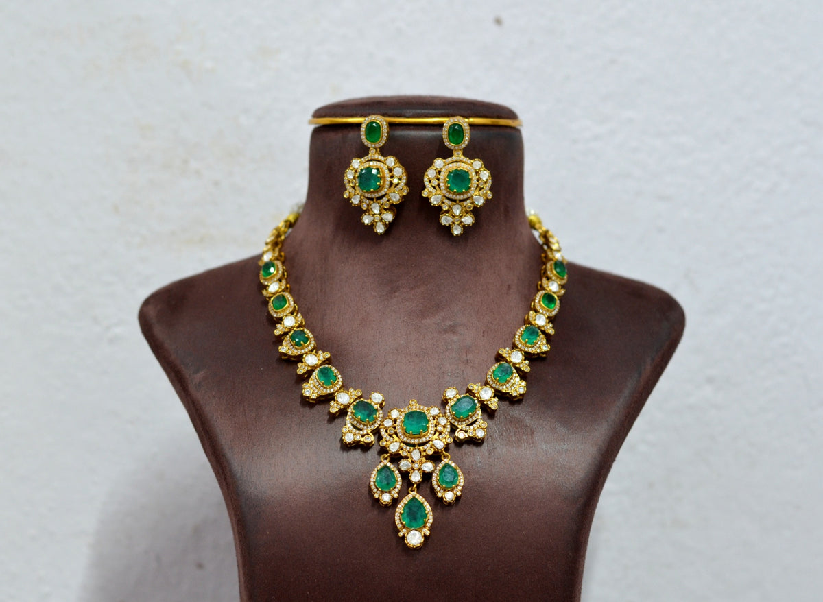 NECKLACE necklace 110 MOZONITE EMERALD