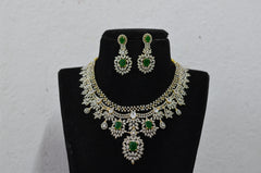 NECKLACE nk138 DIAMOND  EMERALD